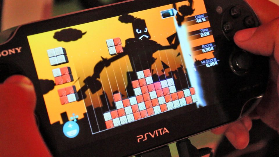 Lumines Electronic Symphony: Uma Carta de Amor da Q Entertainment à Música Eletrônica